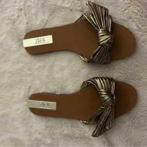 Zara cute flat sandals